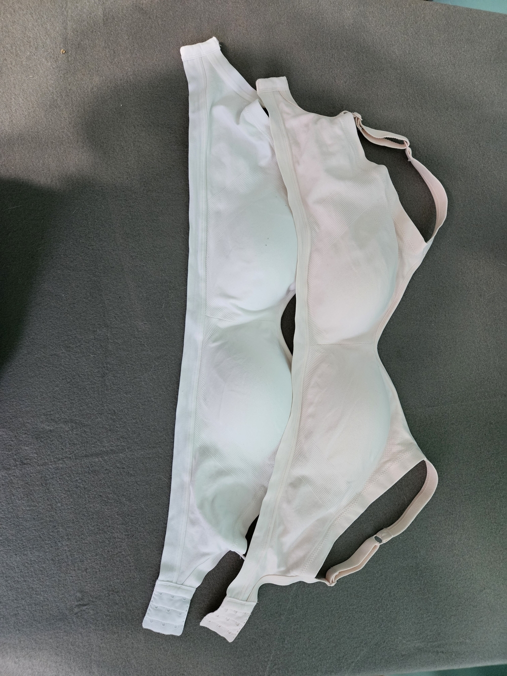 Warner's Soft Wireless Bra in White